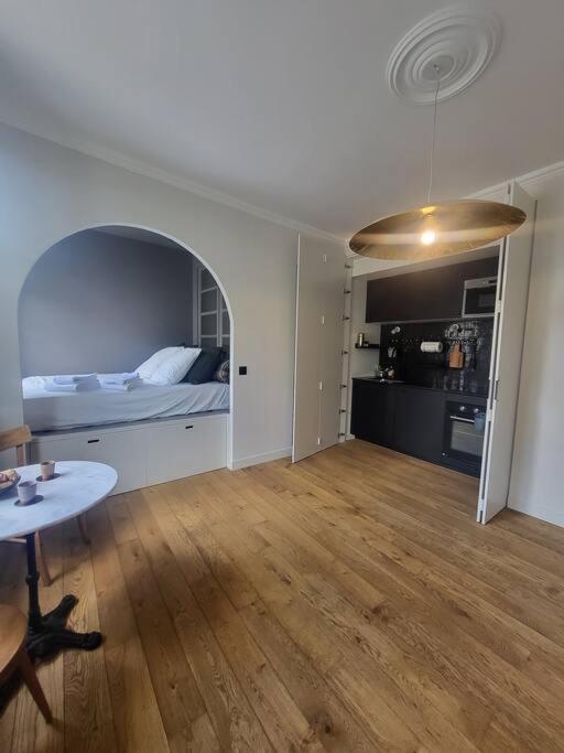 Suite Versailles Quartier Saint-Louis 6 Personnes エクステリア 写真
