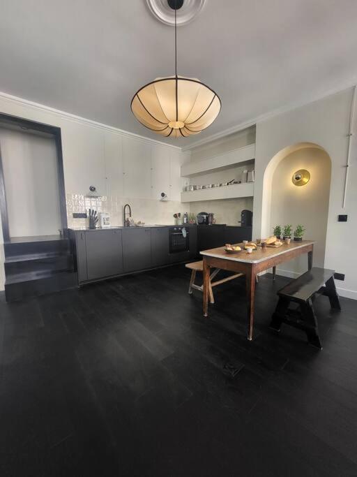 Suite Versailles Quartier Saint-Louis 6 Personnes エクステリア 写真